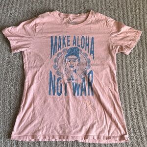 Women’s L | Defend Hawai’i Make Aloha Not War TShirt